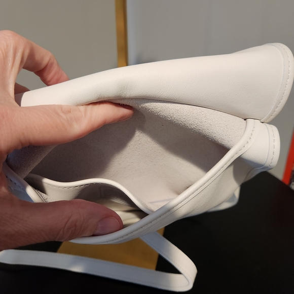 Vintage Coach 2001 White Small Hippie Crossbody - Picture 8 of 10